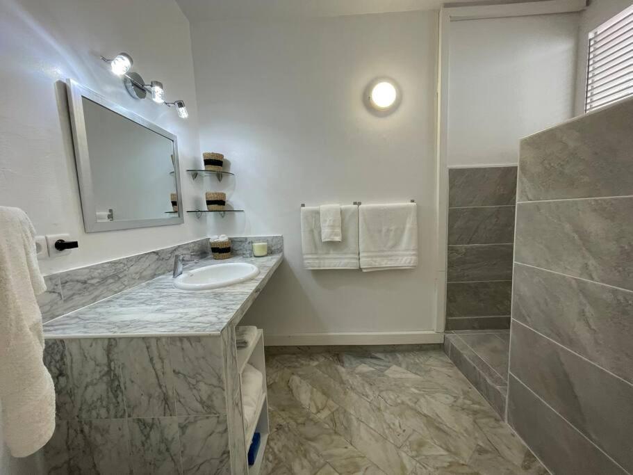 Appart Adorable Proche De La Baie Orientale, Idolem Residence Unite 2 - 57 Rue Du Mont Vernon 1 Cul de Sac Eksteriør billede